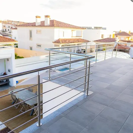 Moderna V4 C/ Piscina Privativa Villa *