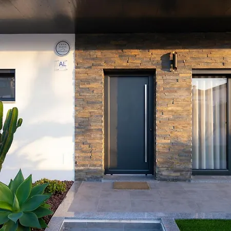 Moderna V4 C/ Piscina Privativa Villa *