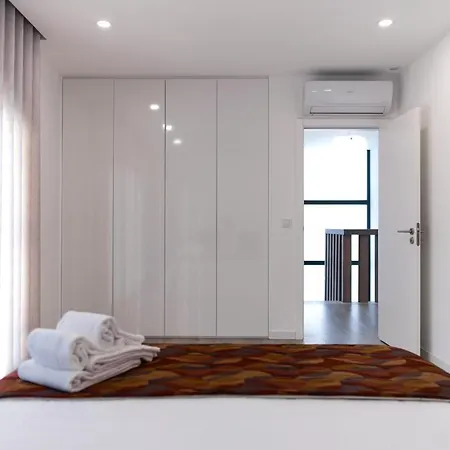 Moderna V4 C/ Piscina Privativa Villa *
